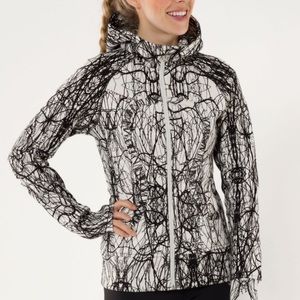 Lululemon Scuba Hoodie/Nesting Black Bird Print